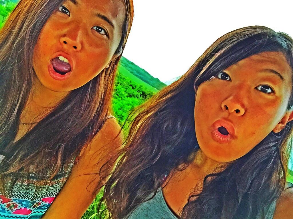 東京農業大学ダイビングクラブ 今日は石垣島でバイクを借りてツーリング 島の最北端まで 女子二人は離島に旅たち もう一人はクロスバイク借りて島を散策 オオイカリナマコを発見したそーですよ Http T Co Rbm0ldpgbe