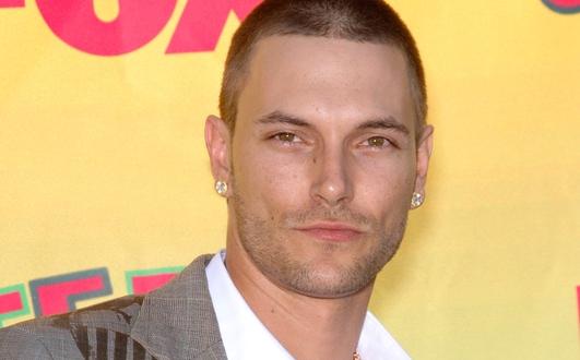 March 21st, wish Happy Birthday to American dancer, rapper, fashion model, Kevin Federline. 