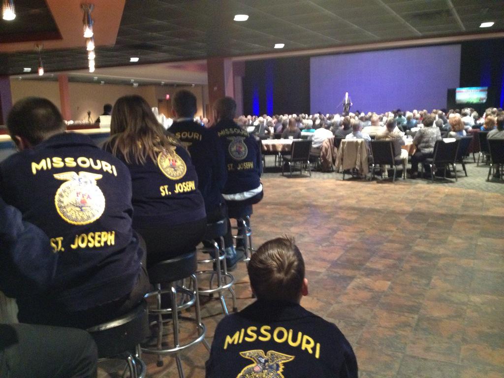 StJoeFFA's tweet photo. Enjoyed helping serve the Farm City Breakfast this morning!  #morecoffeeplease #AFA http://t.co/ofePNadMIC
