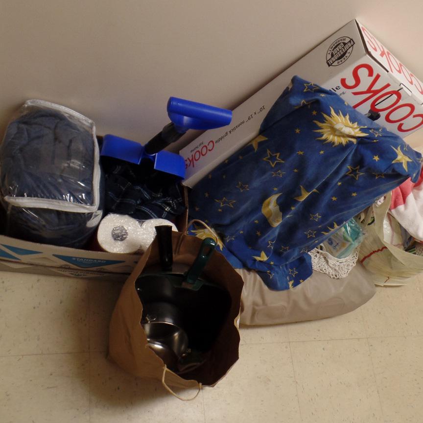 CalShook's tweet image. Supplies 4 a person who now has a place to call home.Thanks family/friends @YorkOgunquit #Lent #youmc #RethinkChurch