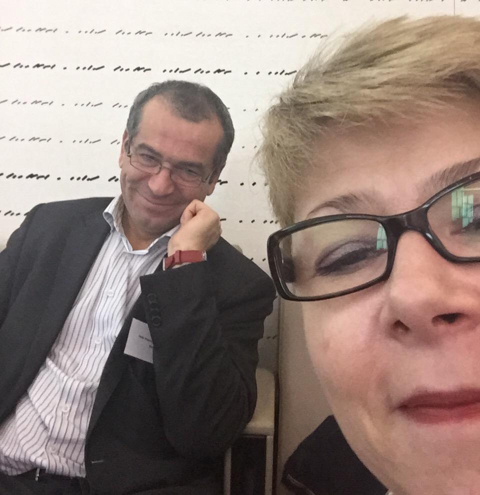 s_jezequel's tweet photo. Instantané!! @jfchansonpro &amp; moi #PartnerDayParis @NoelleChannel http://t.co/dLtVsCl8bG