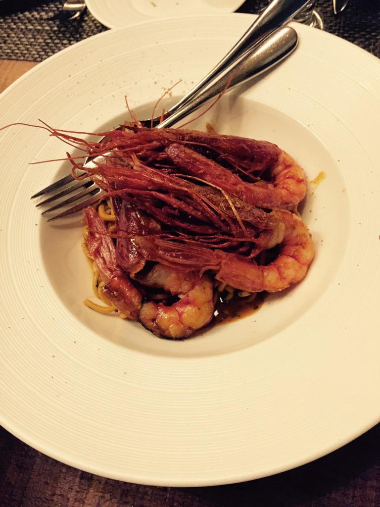 CAi5TmoUwAAY_Kk.jpg:large