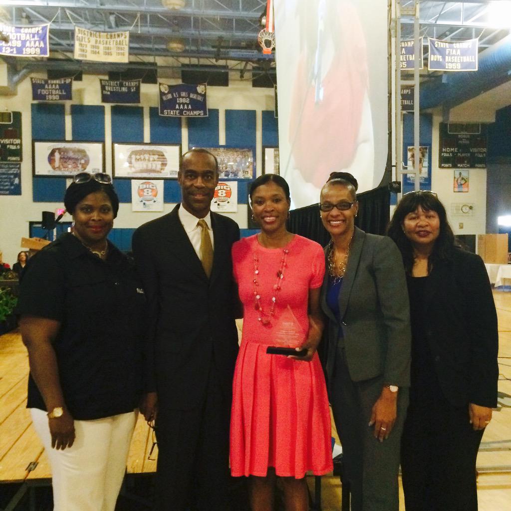 Congrats to Dillard ES Principal Angela Brown, B-ABSE 2015 Leadership Award recipient at today's annual conference.