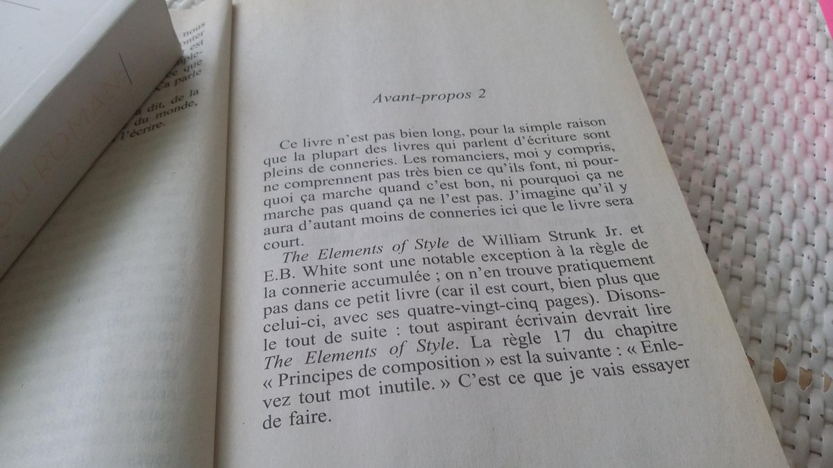 mylivre's tweet image. Enlevez tout mot inutile
#Theelementsofstyle
Règle17principes de..
Strunk &amp;amp; white
#Écriture
Avantpropos2
#StephenKing