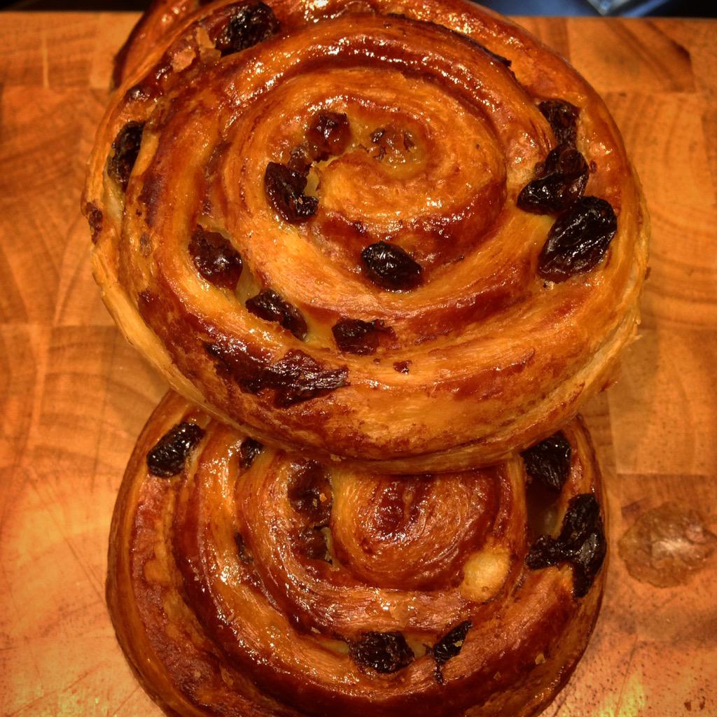 PICDOCASA's tweet image. We&apos;ve now got pains au raisins for you, grab yours today , they&apos;re going faaaaast !!