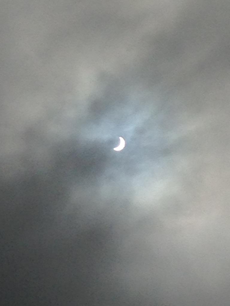 PLdecor's tweet image. The lunar eclipse..... thinking I might send these in to #NationalGeographic