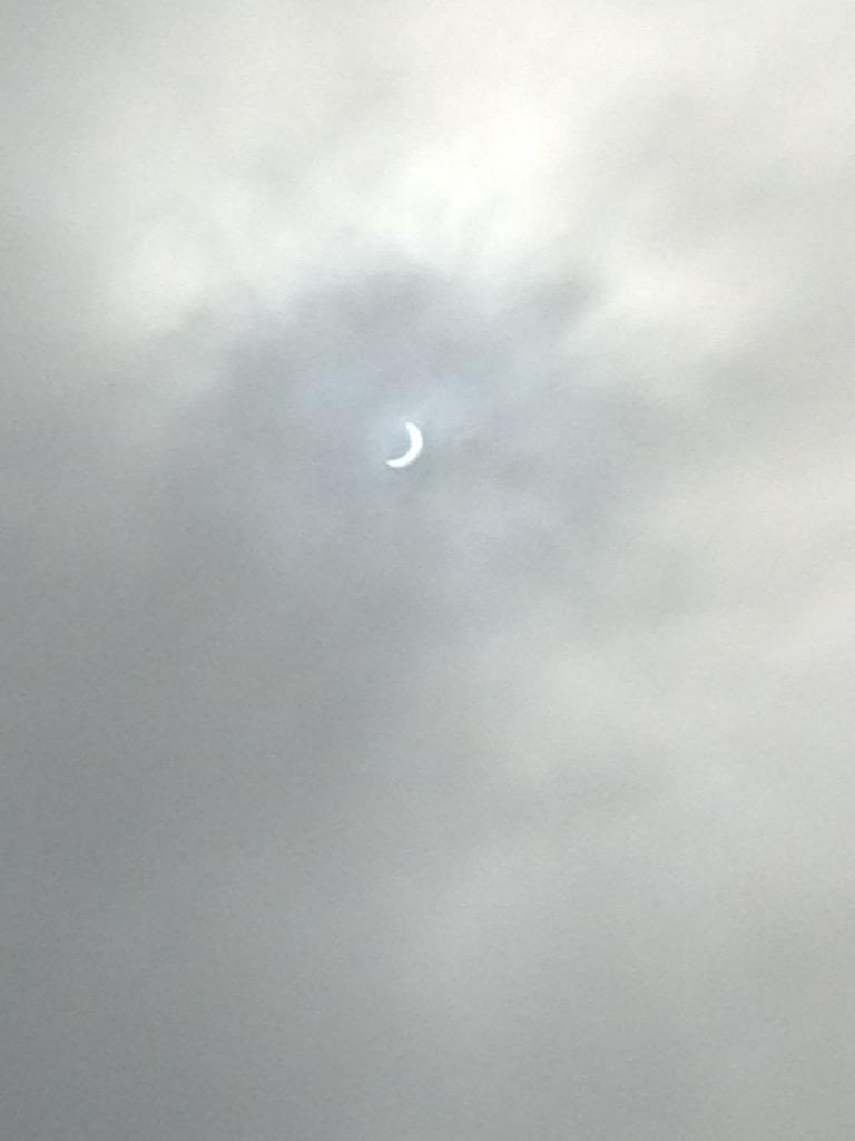 PLdecor's tweet image. The lunar eclipse..... thinking I might send these in to #NationalGeographic