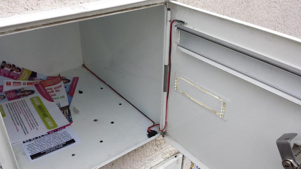 Boîte aux lettres connectée #DIY #arduino