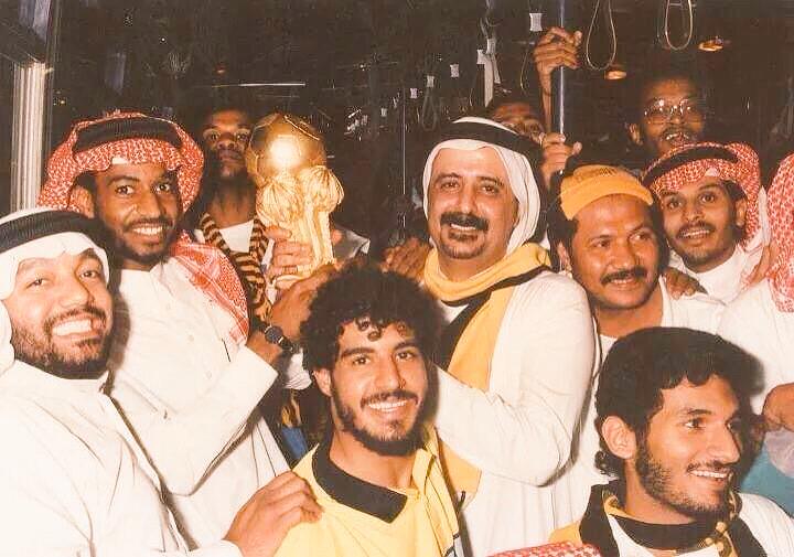 صور قديمة tweet media