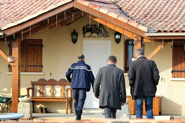 Bodies of five babies found hidden in house in south-western France dailym.ai/1CAIA1v