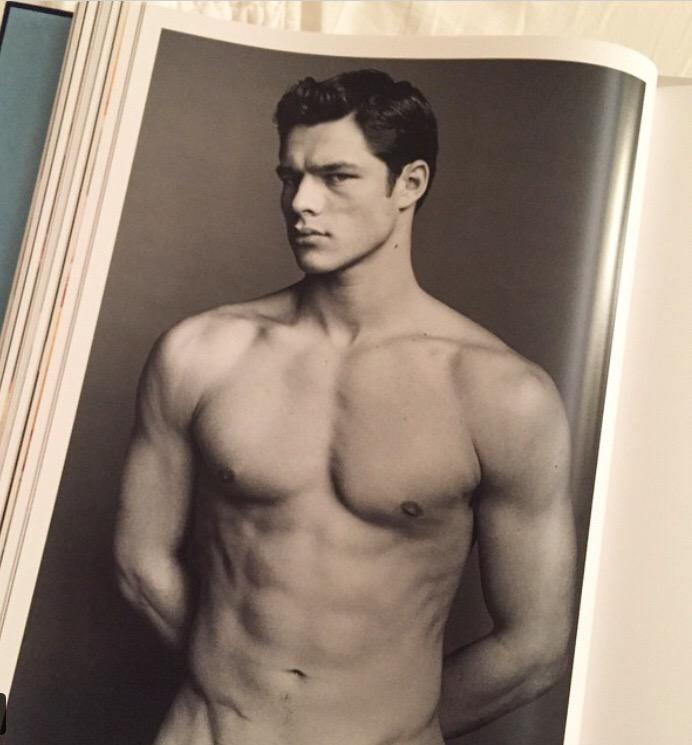 paul_sculfor's tweet photo. Going full frontal for @mariotestino in #paris #FBF #SculforStyle #malemodel @FordModels http://t.co/CGt9VseBw3