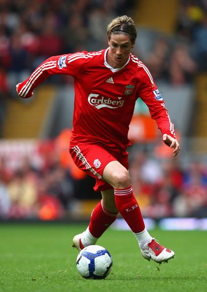 Favourite player, Favourite club, Favourite boots all in one picture!
Happy Birthday Fernando !
9 more days!! 