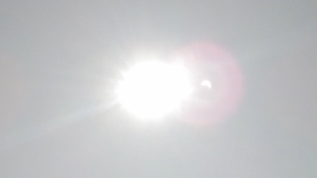 AberthawCement's tweet image. Our Production Manager Juan Maury has been watching the eclipse at our cement plant #eclipse2015