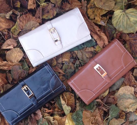 Kandibag's tweet photo. Last one left in black >> http://t.co/6NCOie3Vxn #vintage #buckle #bags #ebay #shopping http://t.co/i4mCEocxwx