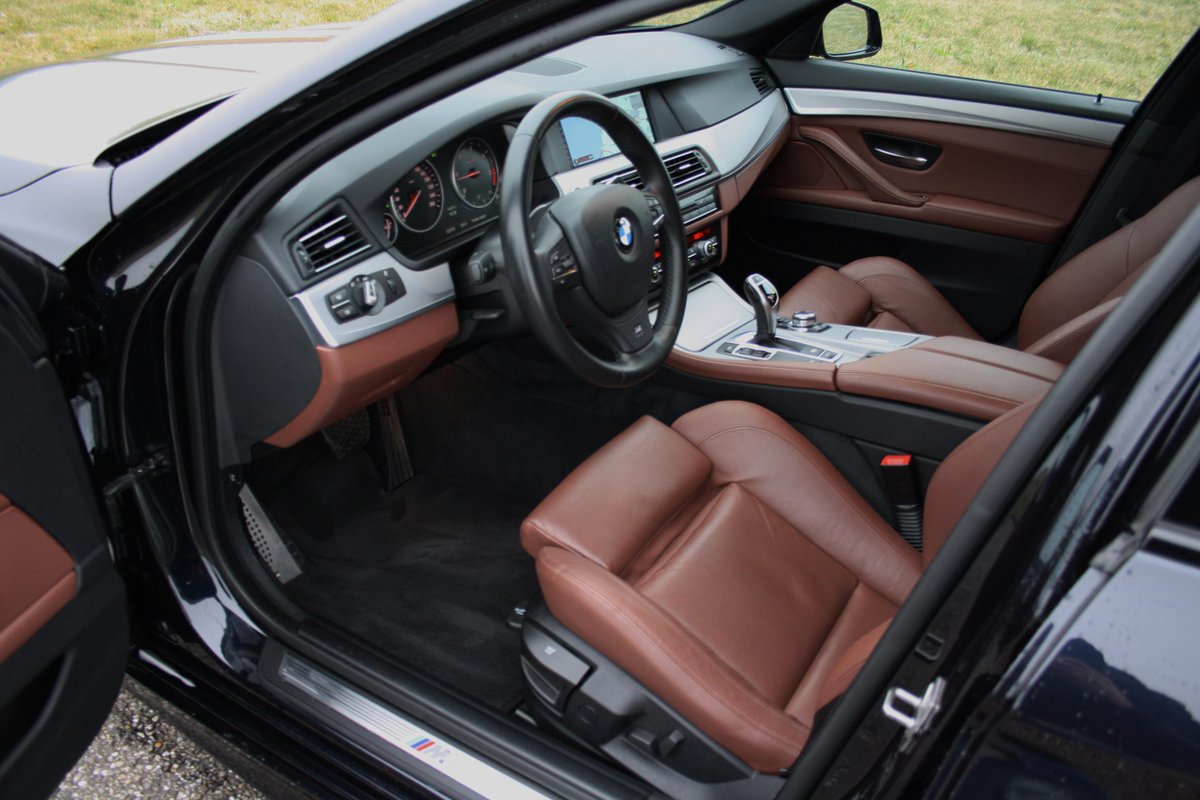 Nu online: BMW 520d High Exe M Pakket Zimtbraun leder Navi Prof Xenon Vol opties 1e eigenaar mdjautos.nl/aanbod/bmw-520…