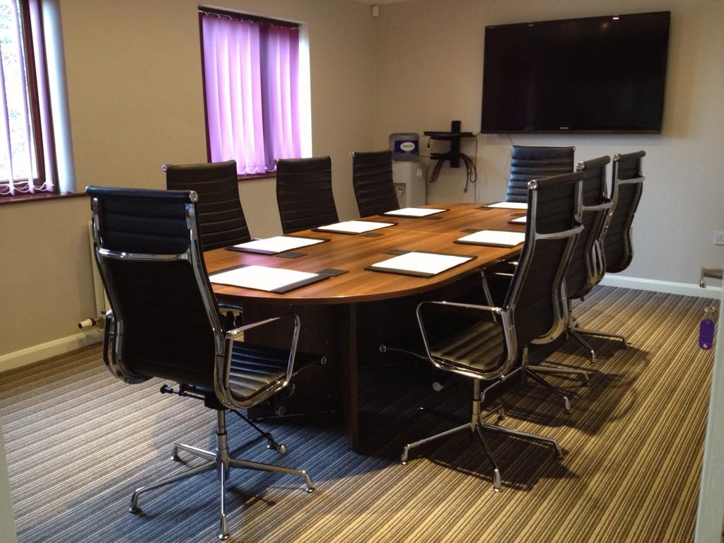 Progress_House's tweet photo. Need a training room? ours seats 18 people, half day / daily rate call 01603 712250 http://t.co/BtftjZAiNO http://t.co/SUl29tPQaY