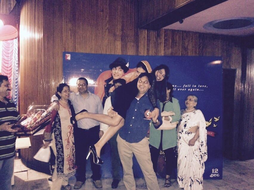rohitsobti1's tweet photo. #1000weeksofddlj historic celebrations in maratha mandir. Aditya Chopra relives DDLJ by writing a book. Must read http://t.co/WylHPbkw93