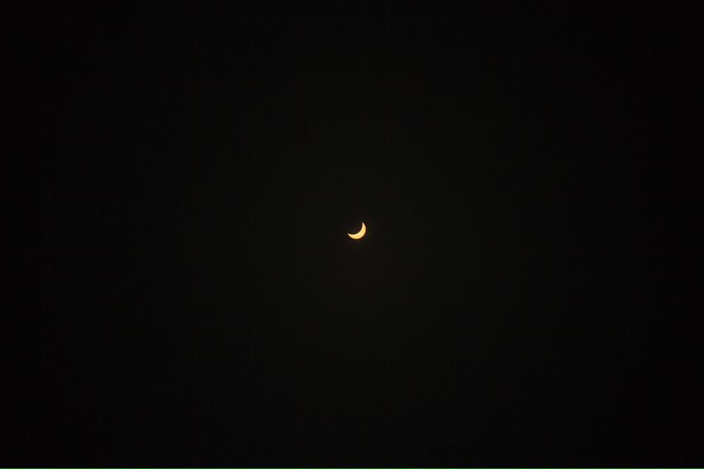laboxavin's tweet photo. Tadiiim! 🎉 En Bourgogne, l'éclipse nous a fait son plus beau sourire! #eclipse2015 #bourgogne #lbav @BourgogneLive http://t.co/A71onGuYxn