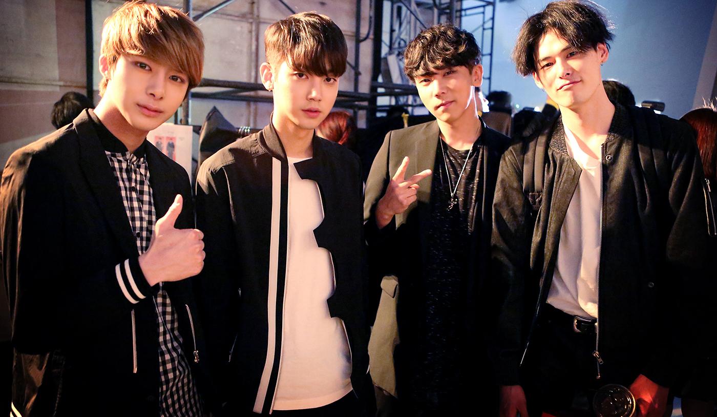 CAitq1WVAAAW9bx.jpg:large