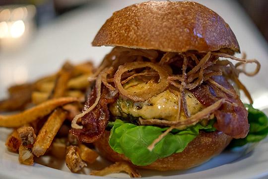 #MeatWeek: Philly’s Best Burgers ow.ly/KB5uK
