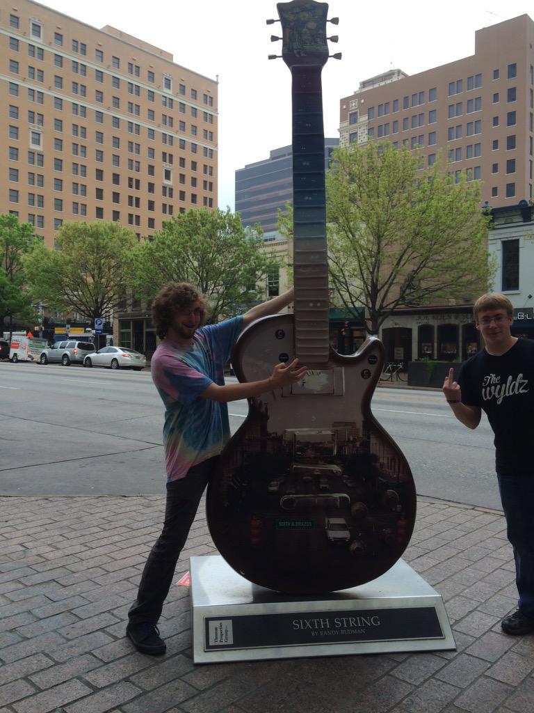 stannnnnx's tweet photo. #sxsw #eeffee #jerryberry #boleyfun @TheBoleys http://t.co/w36c2On0AH