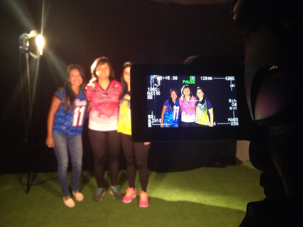 WolfpackPanama's tweet photo. En TvMax haciendo el perfil del próximo juego @LIFFFpanama @tvmaxpanama
#lamanada #wolfpackpty #fearthepack http://t.co/GMgSad2HrN