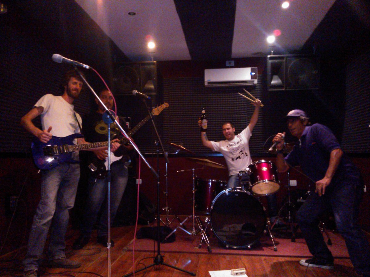 manodmono's tweet image. Gracias por todo el apoyo queridos amigos de la red