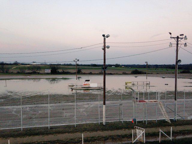 281speedway's tweet photo. Looks like mother nature had other plans for the 281 Speedway http://t.co/8U2pFx17q6