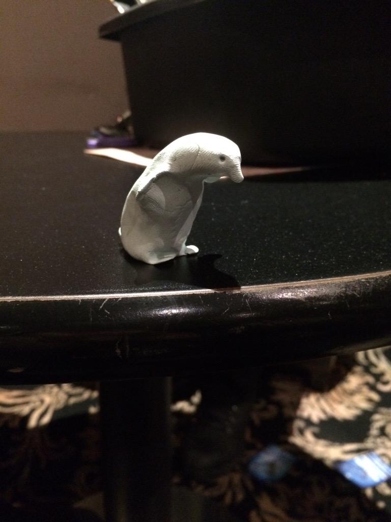 grace_doll88's tweet photo. @adzyoung1989 made me a penguin at work last night 🐧 http://t.co/obazkWVhiy