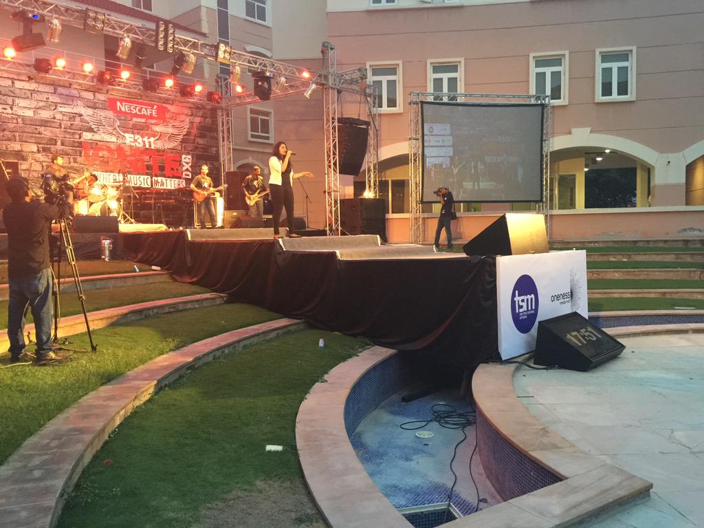IGNITEDXB's tweet photo. Two Worlds 3 minutes in! @NESCAFE #IgniteDXB http://t.co/UbF1hSMk7j