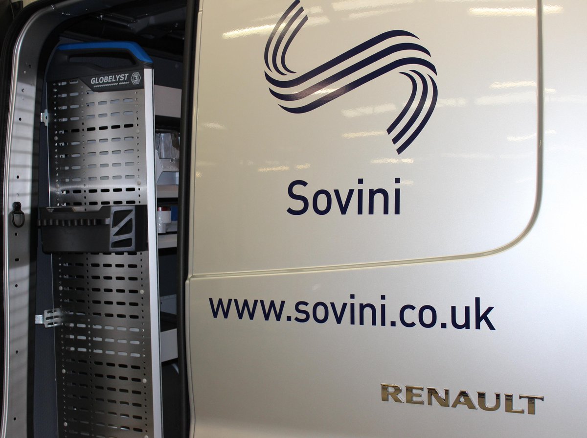 SortimoUK's tweet photo. #Sortimo #Renault #Sovini Working together in perfect harmony! @renault_uk @sovinigroup #VanRacking #NewFleet http://t.co/IXeTkvBwqj