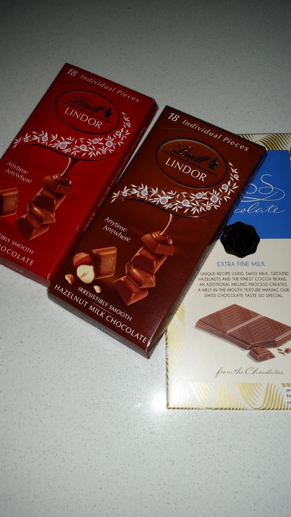 Lee_GungHo's tweet image. 2 days spent #training a dynamic and motivated team of leaders at SBSA! Thanks for my yummy choccies. #WorthwhileWork