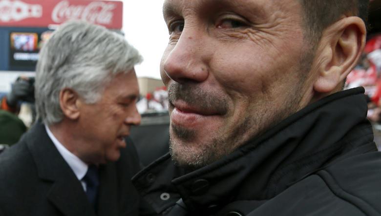 cholo_simeone's tweet photo. Nos ha tocado el madrid en cuartos, y a juzgar por los últimos partidos... #Prepararos http://t.co/683t42hdwH