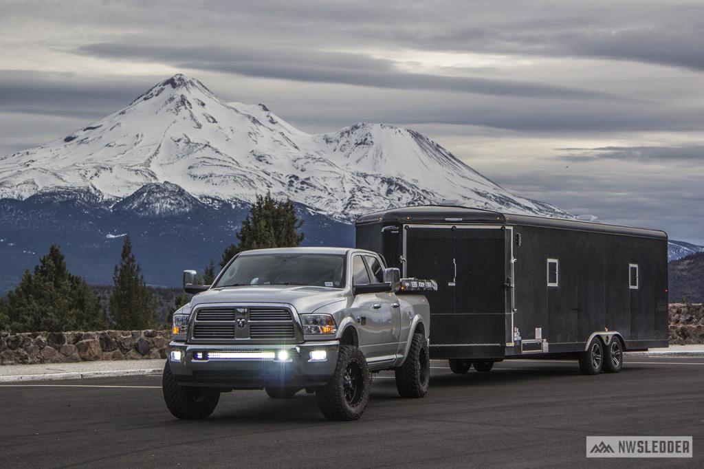 NWSledder's tweet image. Wonder what's about to go down here. #NWSledder @RamTrucksCanada @RamTrucks @miragetrailers @RigidNation