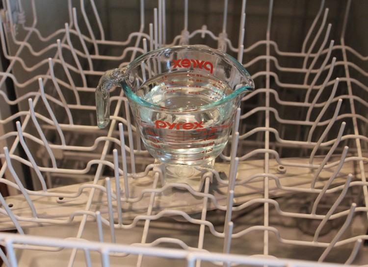 MaleNoteBook's tweet image. 21 Spiffy Cleaning Hacks serve.im/6f.83