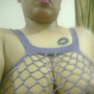 ما في أحد يشحنلي محتاجه 😭😭