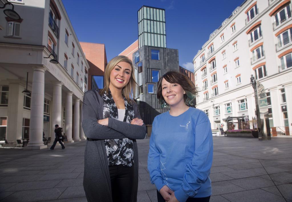 alaninbelfast's tweet photo. .@TheMACBelfast seek new #MACtivist volunteers to help as gallery guides & front of house http://t.co/AYS5vPiBpK http://t.co/DMFt0ovVTF