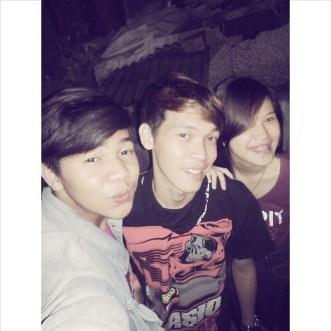 Vokalis sama drumernya lagi narsis :D , <a href="/isall_tbs/">Faisal</a>