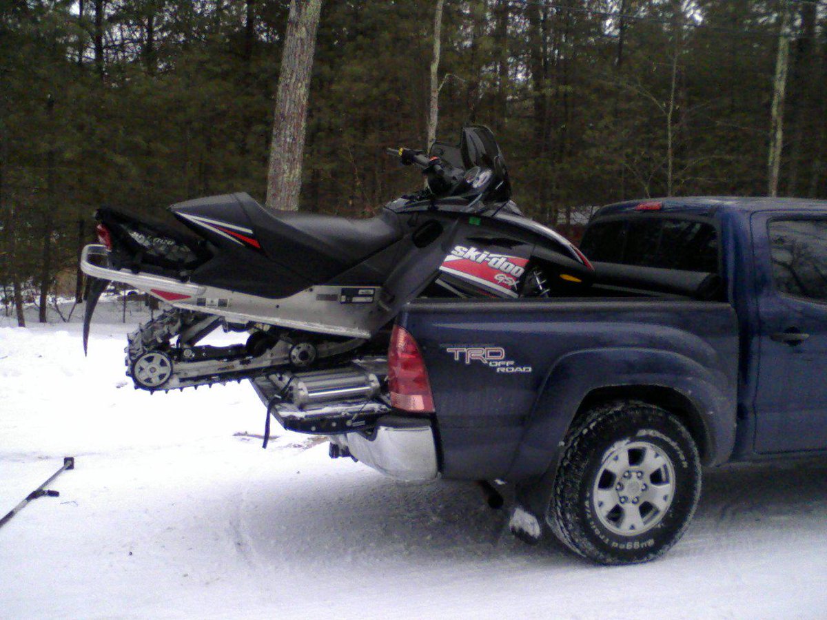 MidstateTrailer's tweet image. Don't risk it! Call or visit to learn more about buying your new or used trailer. bit.ly/1NdrgDI