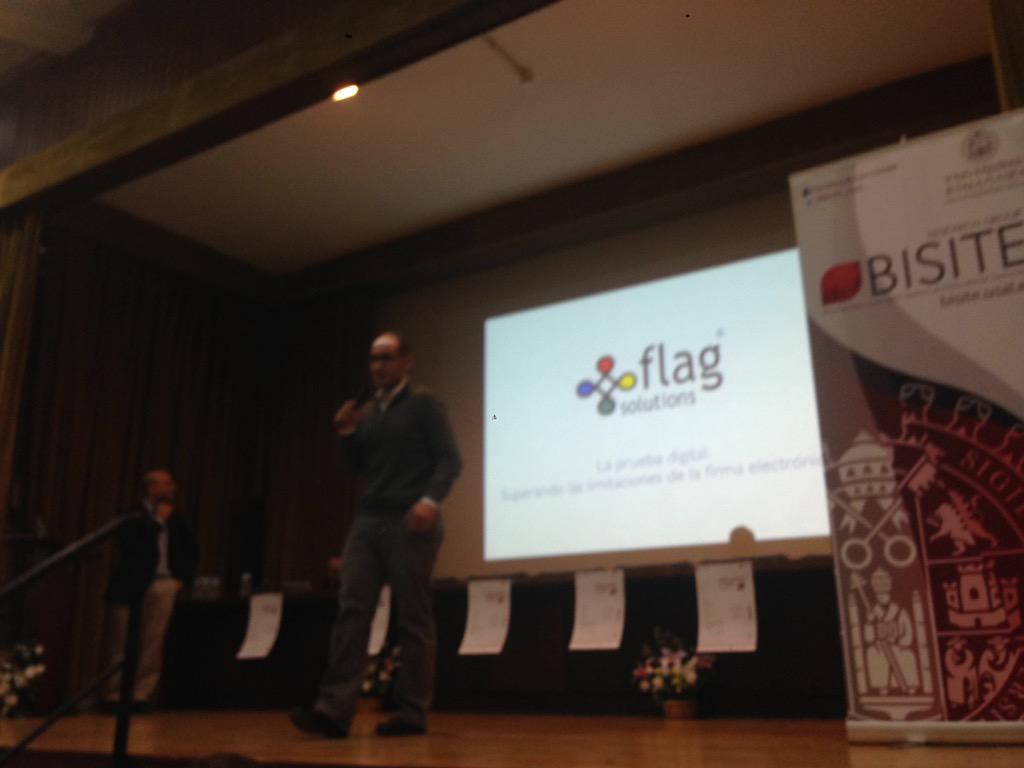 LuisC_GonzalezR's tweet image. A punto de empezar! @BISITE_USAL: #VigilanciaDigital , @DoyFE_es y #SeguridadAndroid! @lencorredera