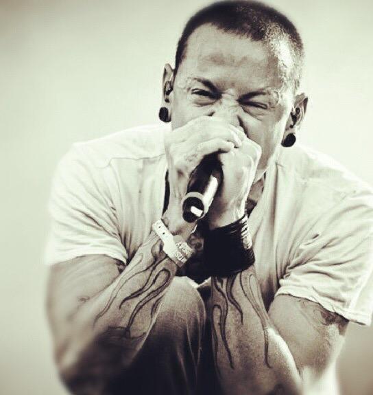 Happy 39th birthday Chester Bennington! 