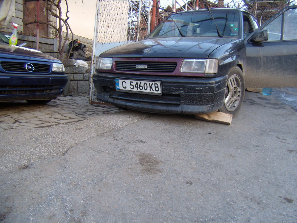 HyperionRac1ng's tweet photo. Готвим се за дебют на 3 Юли 2015 в Гърция в клас S1 с Corsa A GSi C16SEi , стискайте ни палци #SMS797 http://t.co/NyJhJs8xAJ