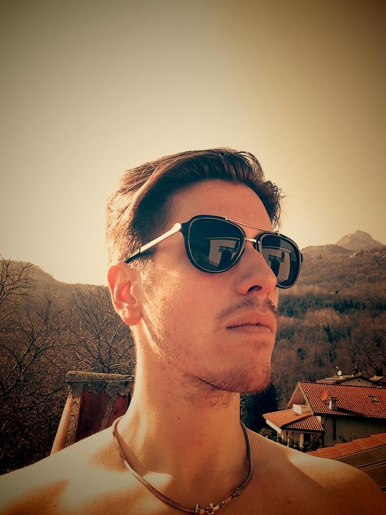 CorteGaribaldi's tweet photo. Corte Garibaldi Sunglasses for @raydenonemic #sunglasses #viagaribaldi #rayden #torino #cortegaribaldi #rapitaliano http://t.co/CIflN2zyF9