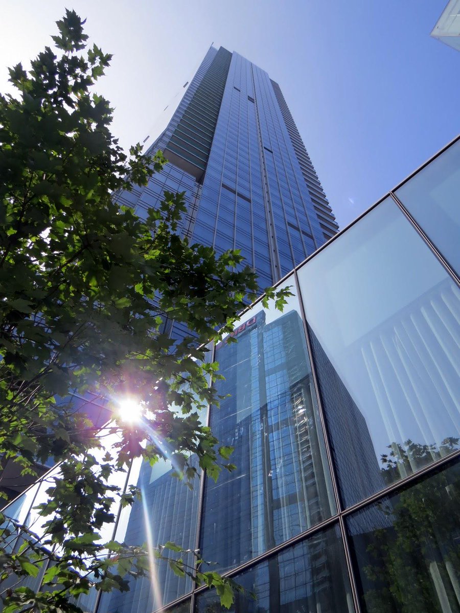 Toronto_Trends's tweet image. ICYMI: Here's our photo review of the @ShangriLaTO #luxury hotel. Such a beautiful property. torontostyles.blogspot.ca/2014/09/weve-r…