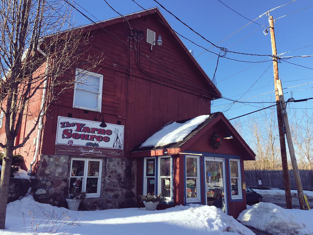 RenDelLodge's tweet photo. So many quaint little shops right on #SchoenPlace. Love Pittsford! #renhotels #rfinds http://t.co/rHw1Q8Gyjy