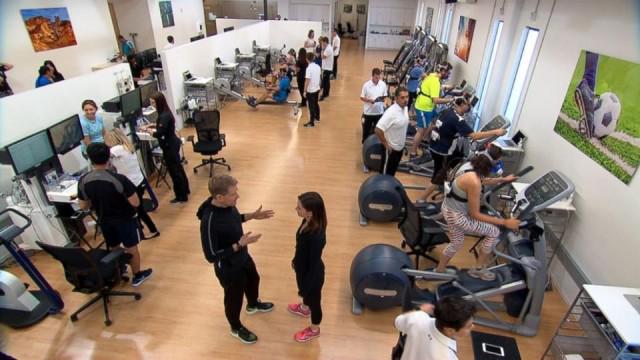 cultofmac's tweet image. ABC News goes inside Apple&apos;s top secret health lab cultm.ac/1CENiNg