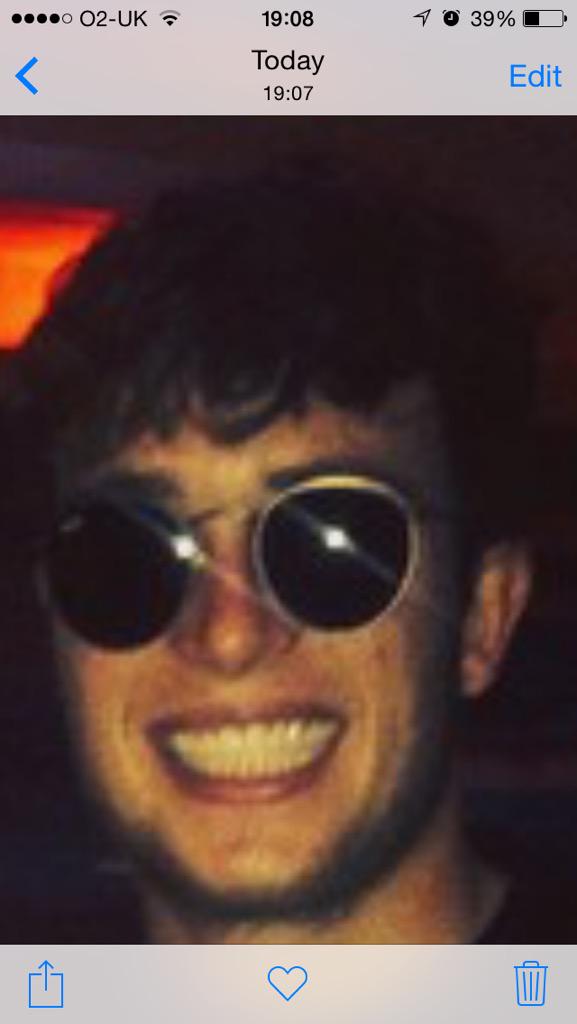 TBarber93's tweet photo. Smile everyone it's Friday!!! http://t.co/svVOp7mqhx
