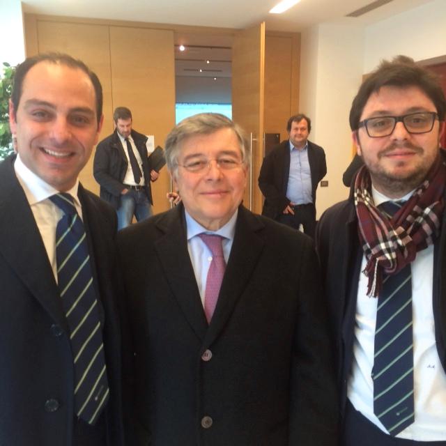 Iconacasa's tweet photo. #Iconacasa al Convegno #Anama per imprese #immobiliari; ospite l'On. @flaviozanonato http://t.co/sOdtYXW2OT. http://t.co/it42P9uIJ8