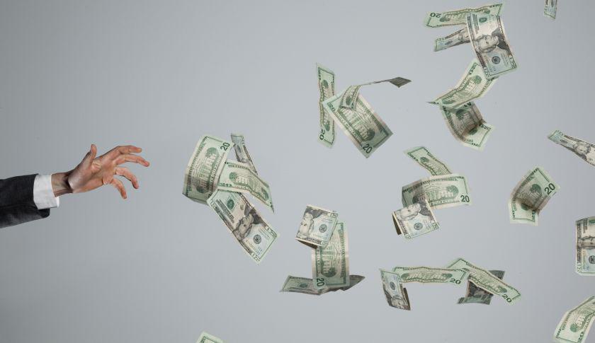 FortuneMagazine's tweet image. Buy the Audi, splurge on the Starbucks. Here are 5 surprising habits of the wealthy for.tn/1EBddTG