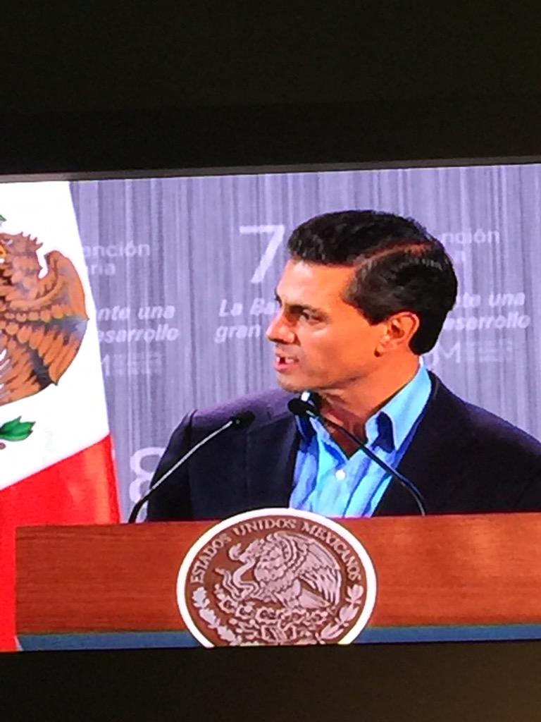 En la 78 Convención Bancaria <a href="/EPN/">Enrique Peña Nieto</a>